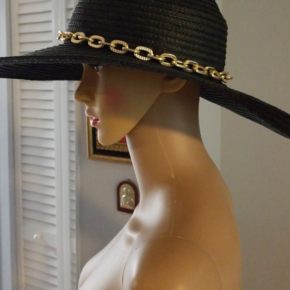 Sun hat - Picture 2 of 3